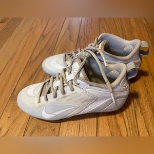 Women’s Nike huarache indoor lacrosse / turf cleats